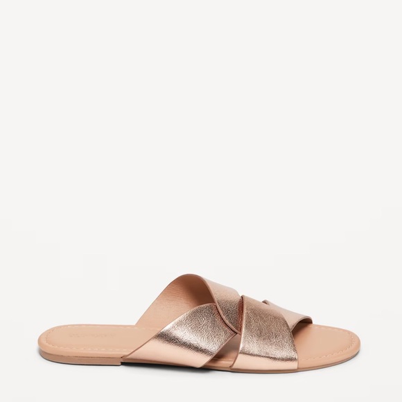 NWT OLD NAVY Faux-Leather Link Strap Sandals Color: Rose Gold - Picture 3 of 4